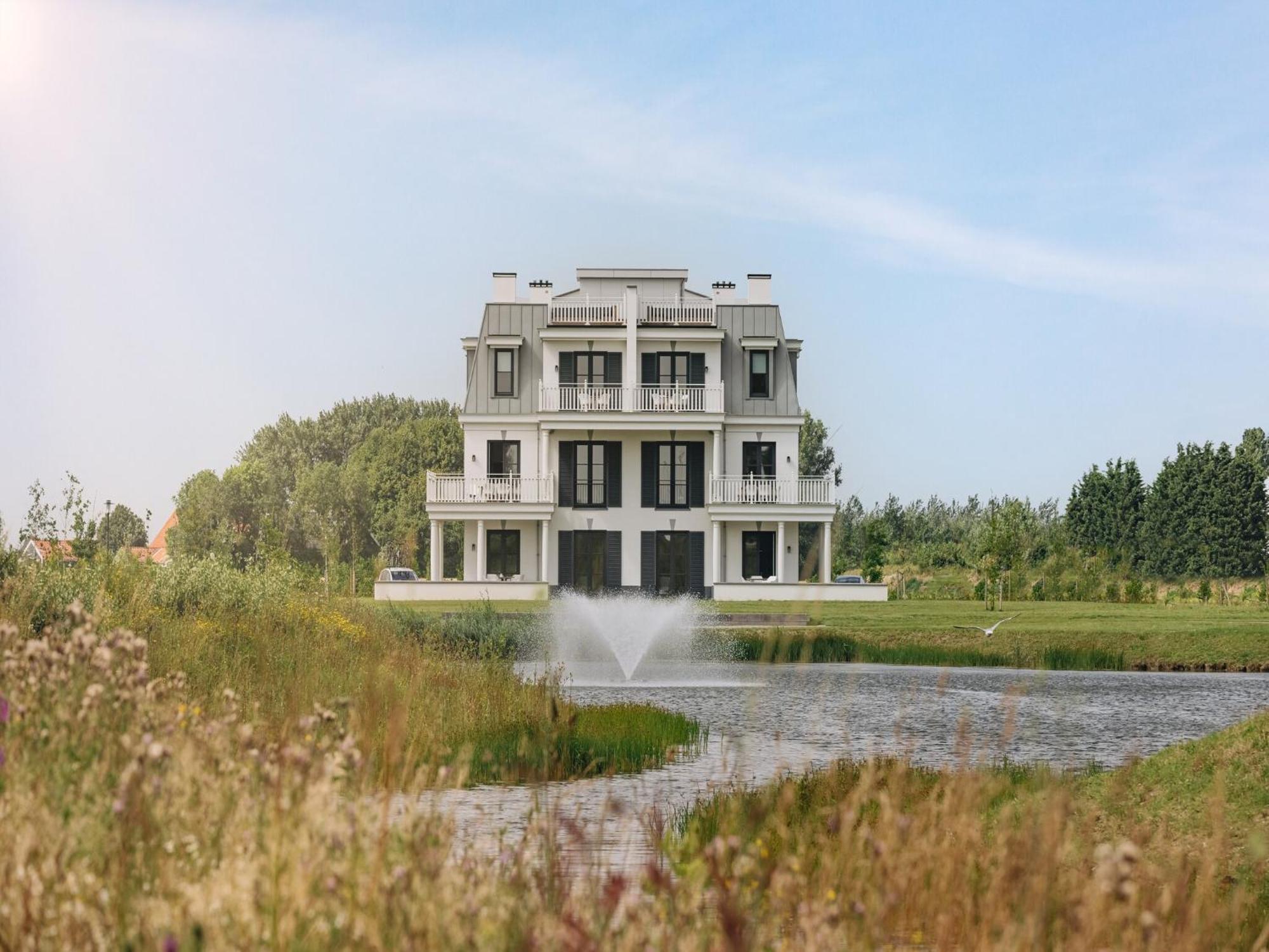Modern With 3 Bathrooms, Located Close To Veere *