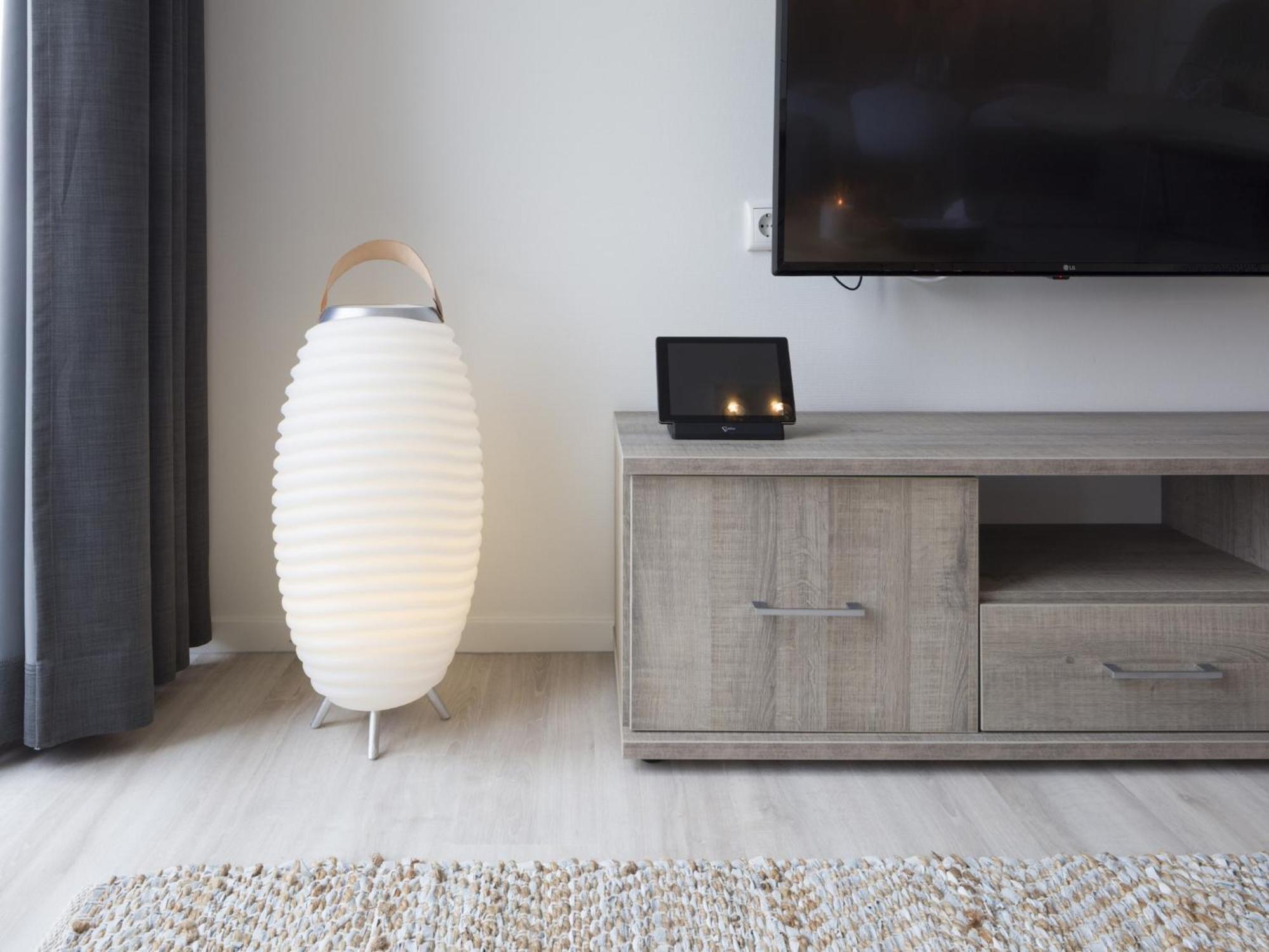 Modern With 3 Bathrooms, Located Close To Veere Kamperland