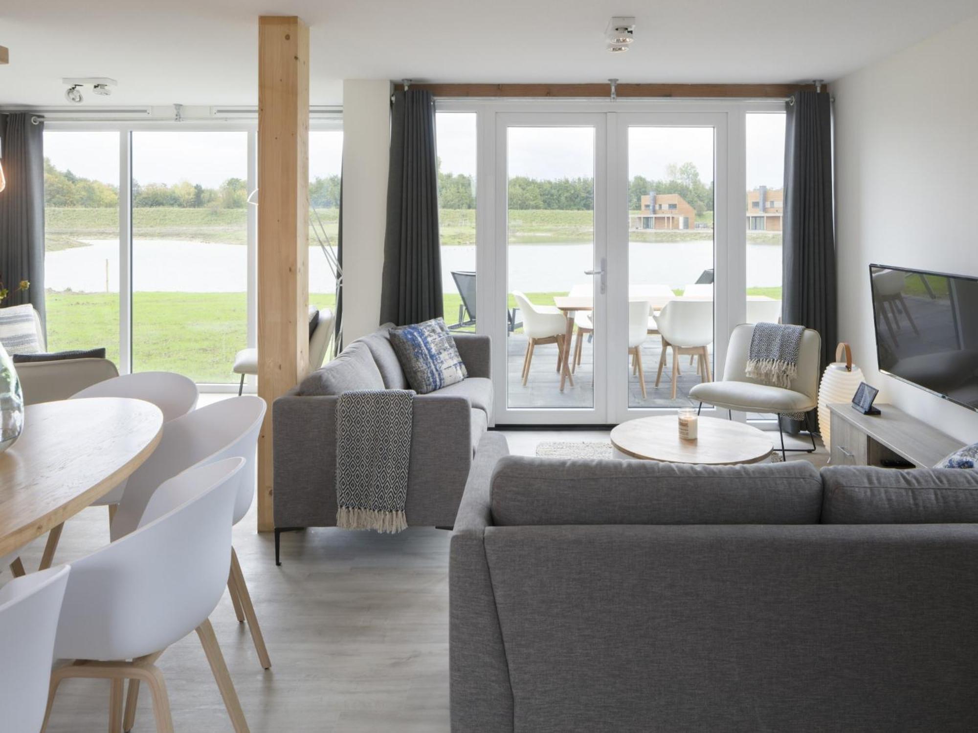Villa Modern With 3 Bathrooms, Located Close To Veere *
